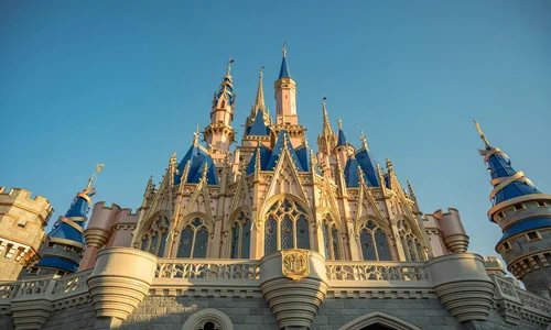 Disneyland vs Disney World in 2026: Which Disney Resort Is Right for Your Family?